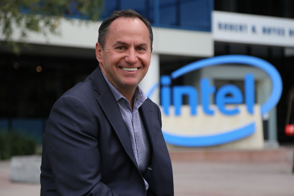 Despus de 6 meses de entrenamiento, Intel confirma a Bob Swan como CEO