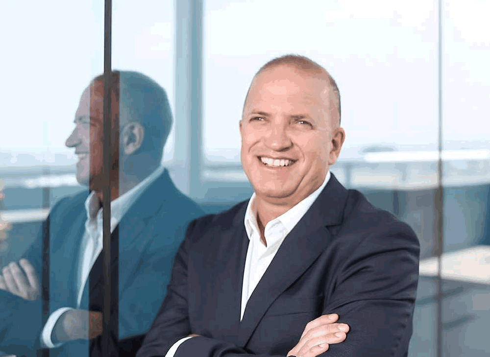 Chris Bannister se retira de CEO de Wom Colombia y llega Ramiro Lafarga