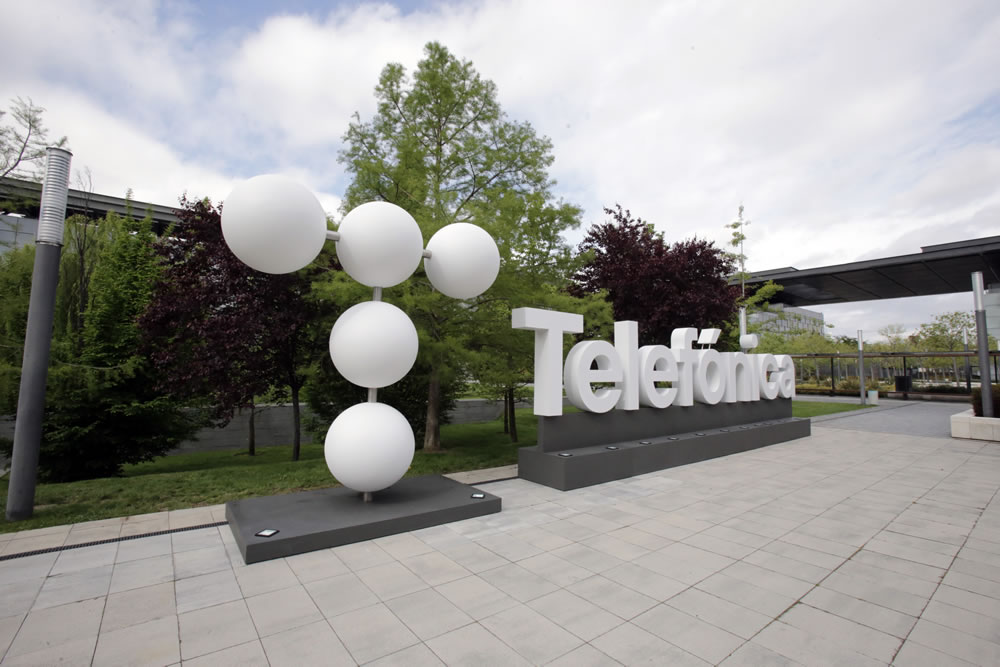 Conexiones de fibra óptica de Telefónica Latam crecieron 17%, en Colombia el 26%